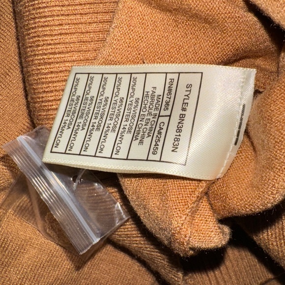 Steve Madden New with tag Greta Turtleneck Camel sweater minidress size small - Picture 5 of 7